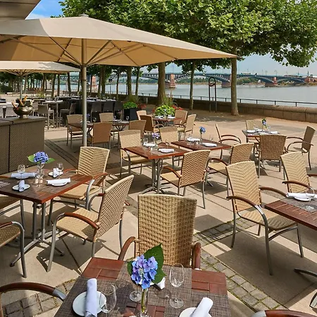 Hilton מלון מיינץ