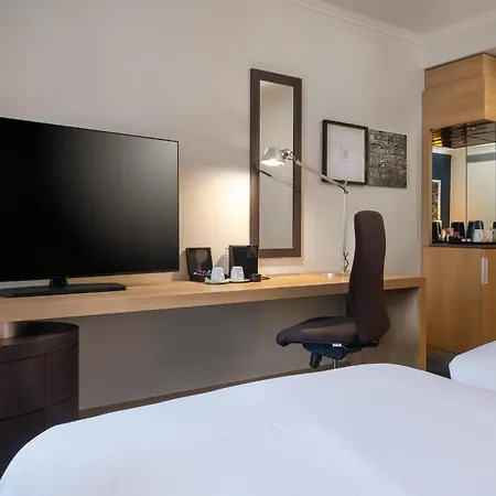 Hilton Hotel 5*