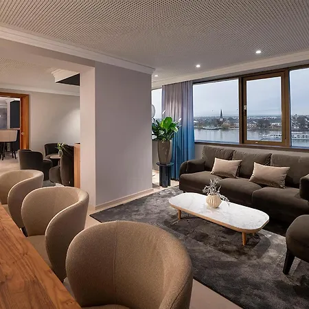 Hilton 5*