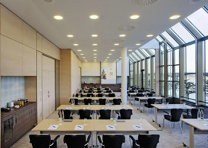 Hilton 5* מיינץ